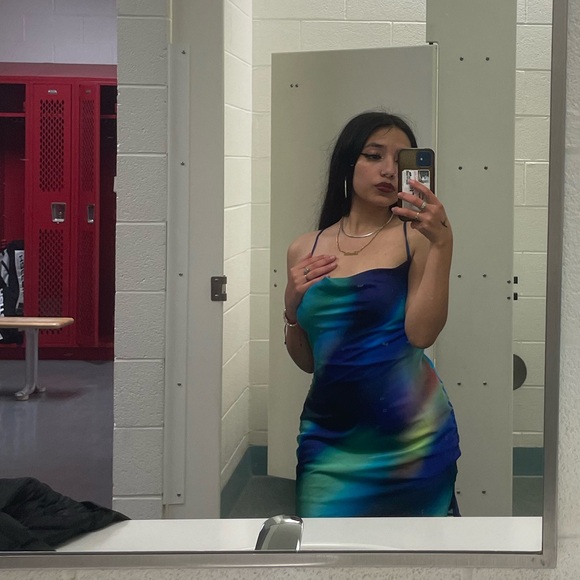 Meet your Posher, Brenda - Picture 6 of 7